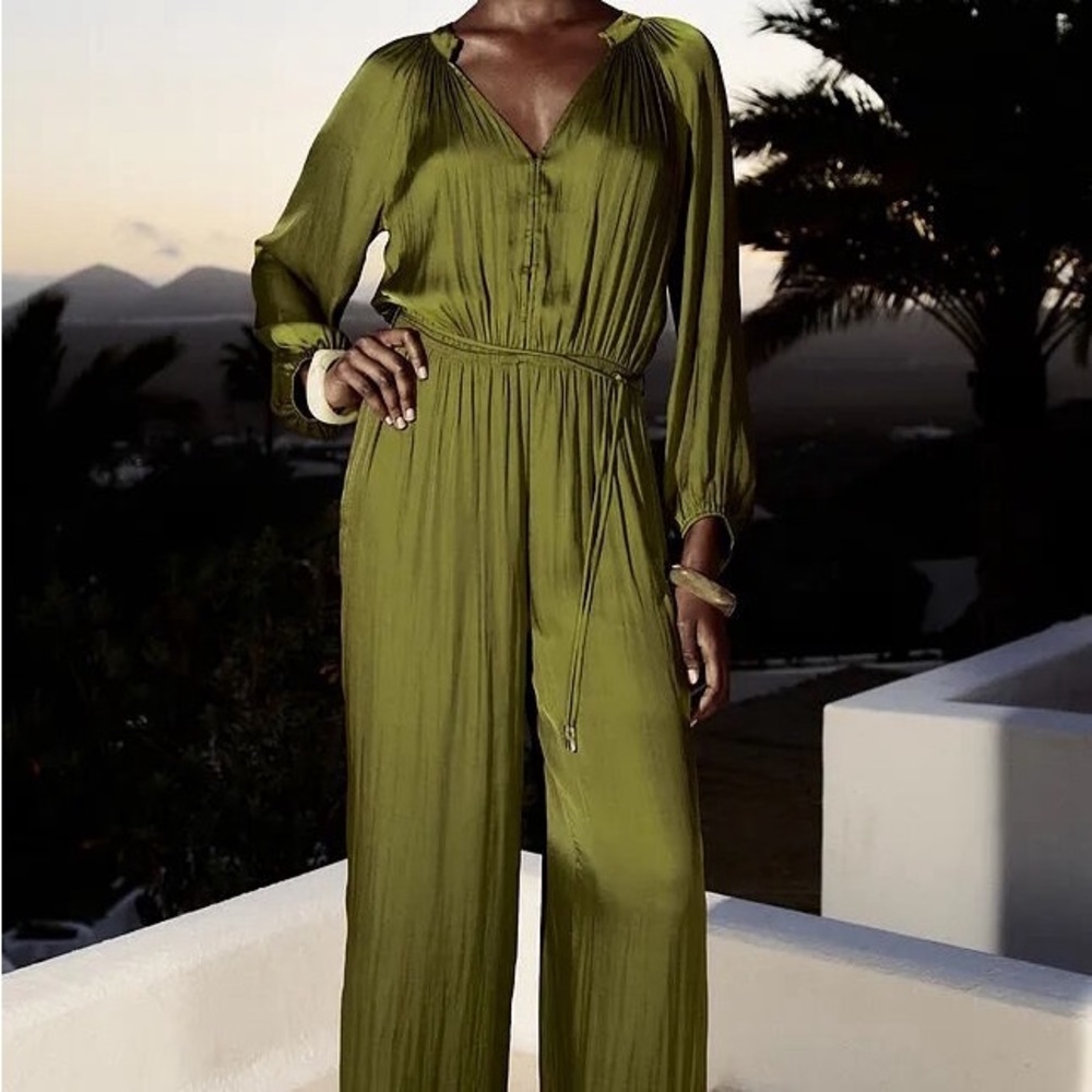 Zara Women’s Elegant Olive Green Jumpsuit
